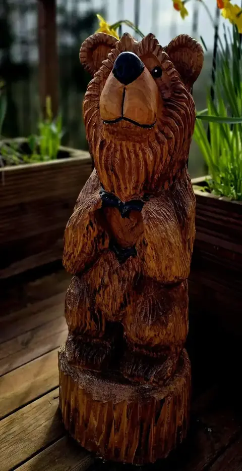 Banjo the  Heart Bear, hand carved bear carving