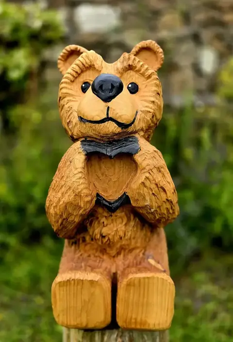Eddy the Heart Bear, hand carved bear carving