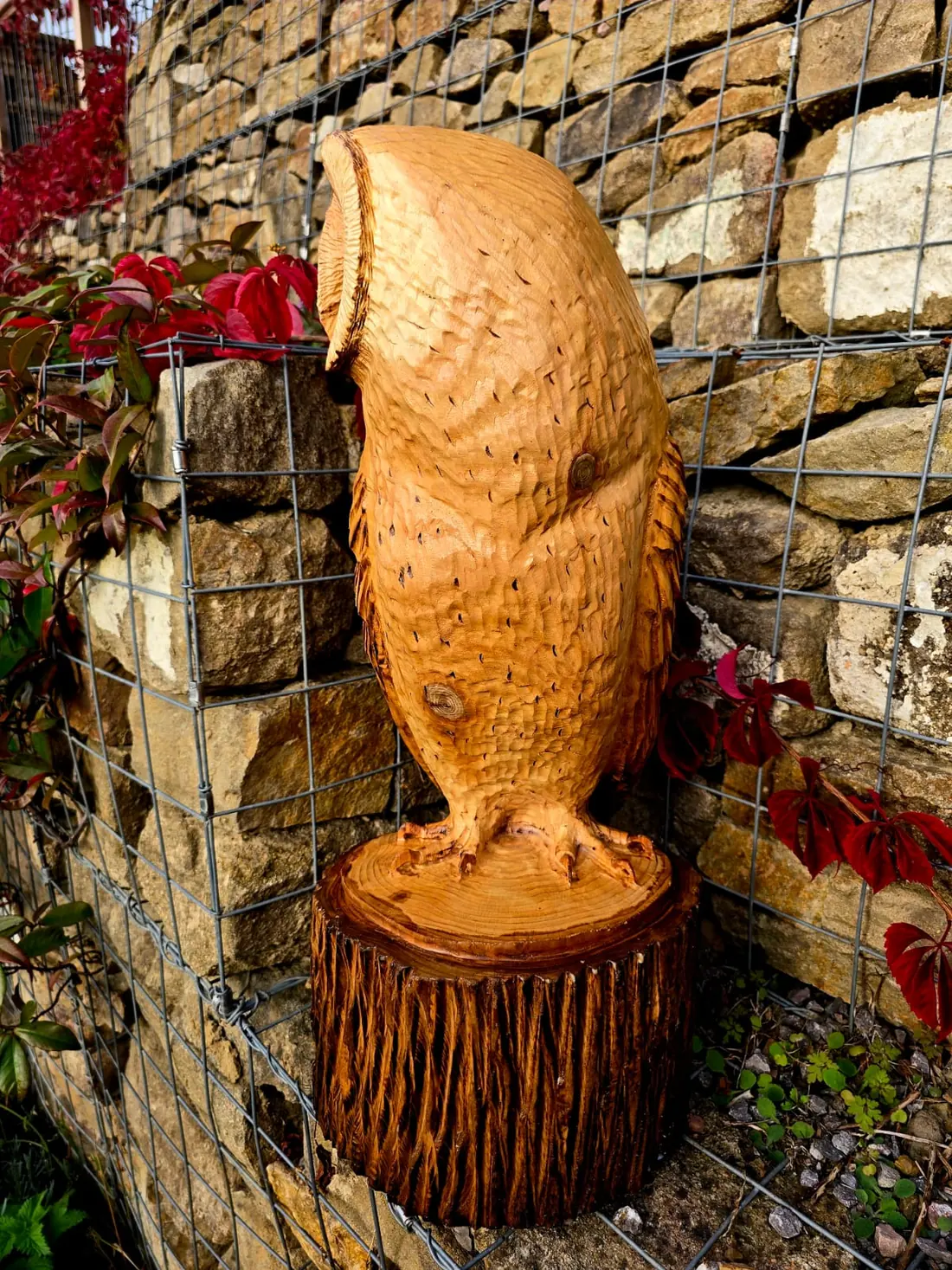 Lyra the Barn Owl, hand carved owl, view 3